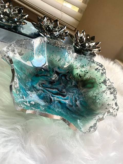 Resin Home Décor - Serving Trays, Coasters, and Wall Art